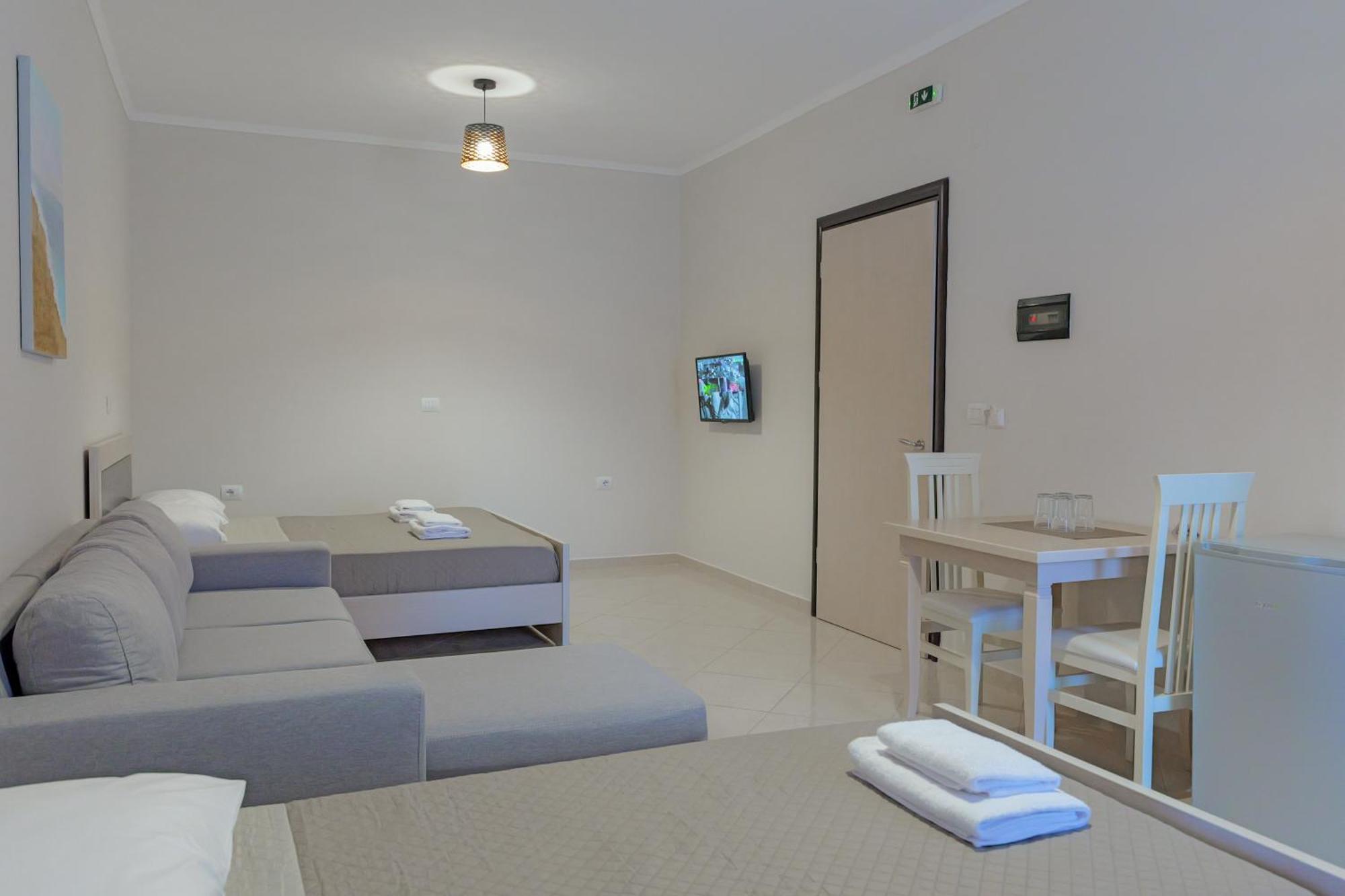 Hotel Deja Vu Ksamil Room photo
